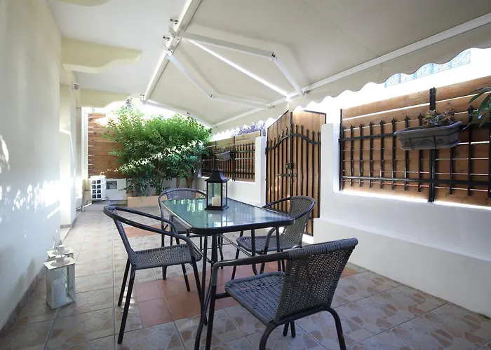 Neapolis Apartmán *